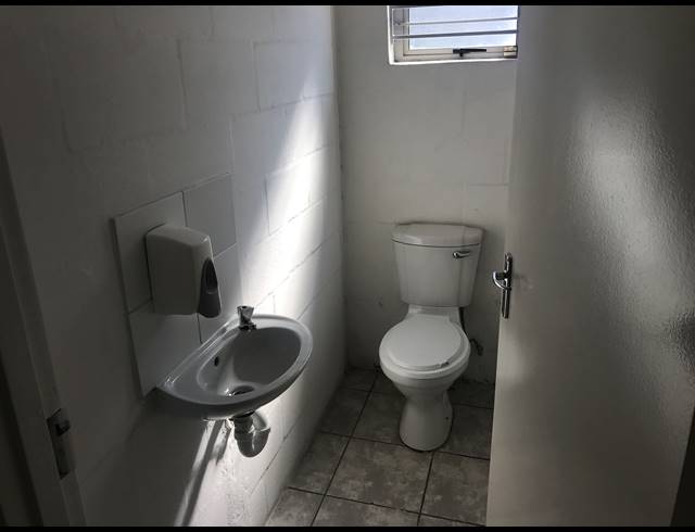 154M² MINI FACTORY RENTED IN BRACKENFELL CENTRAL